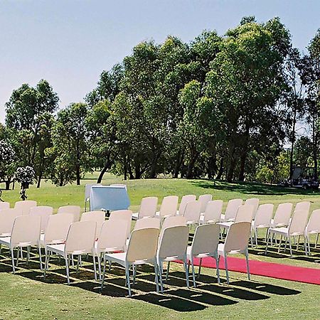 Mercure Bunbury Sanctuary Golf Resort Bagian luar foto