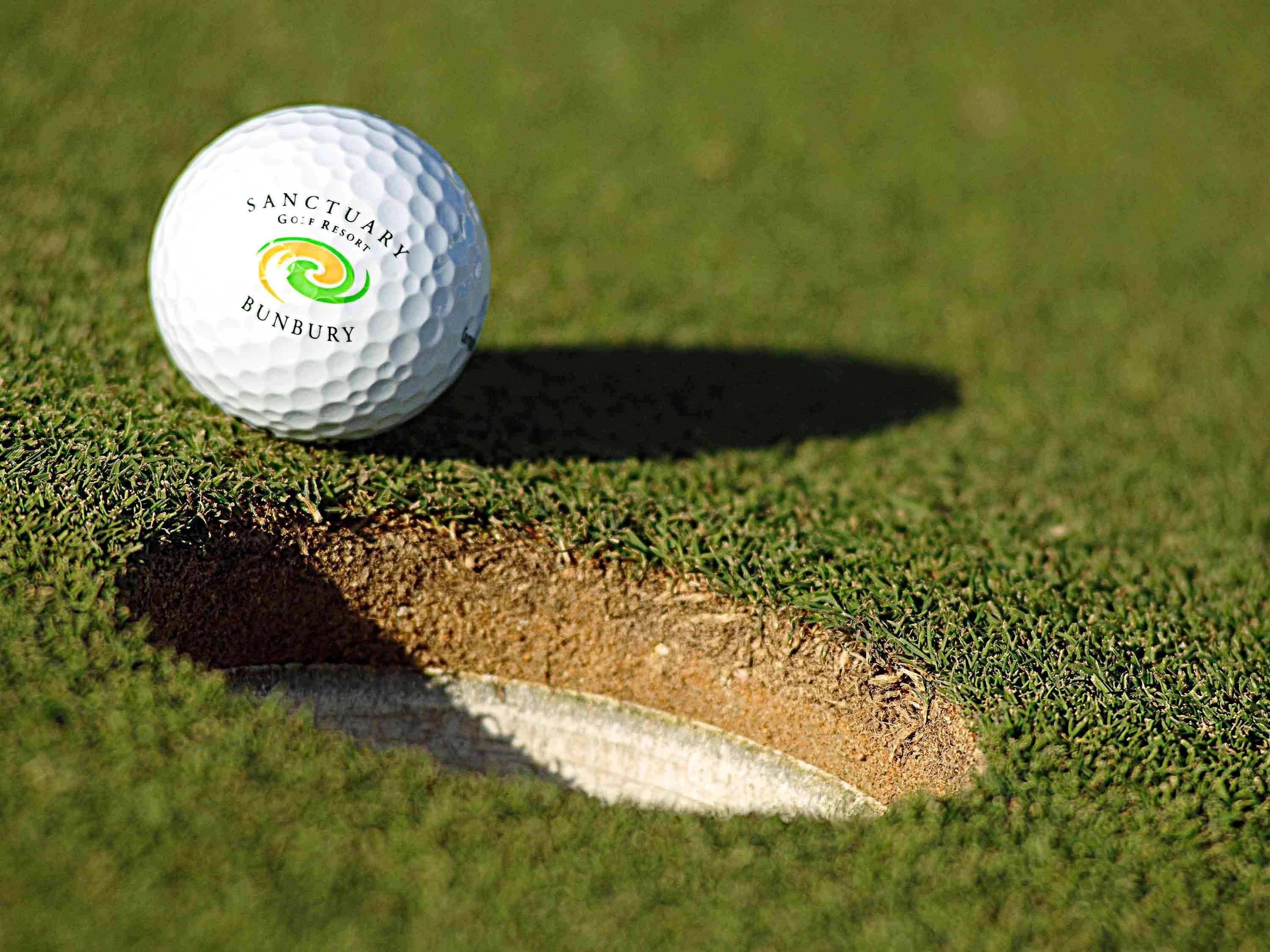 Mercure Bunbury Sanctuary Golf Resort Bagian luar foto